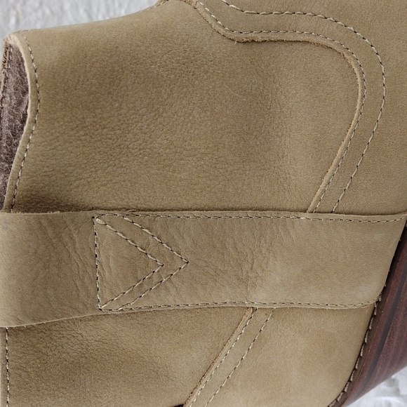 Vionic Roselyn Tan Suede Leather Weather Resistant Side Zip Low Heel Ankle Boot - Picture 15 of 16